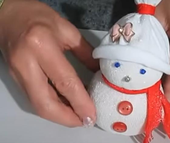 Снеговик из носка Снеговик из носка