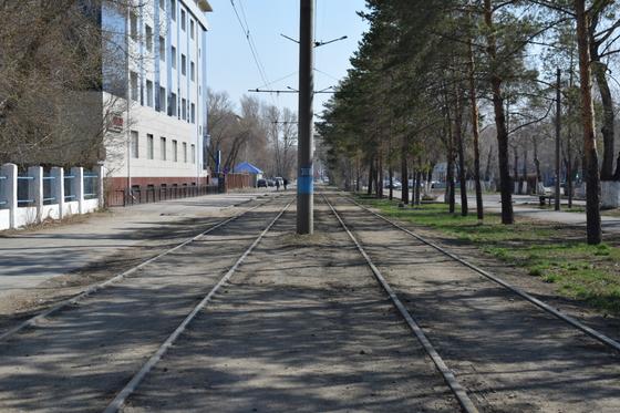 Ушли с центральных улиц во дворы: как изменился Павлодар при карантине Ушли с центральных улиц во дворы: как изменился Павлодар при карантине