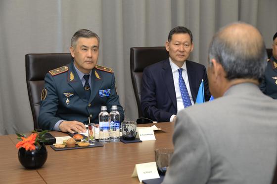 Қорғаныс министрі БҰҰ Бас хатшысының жедел қолдау және бітімгершілік операциялар жөніндегі орынбасарларымен кездесті Қорғаныс министрі БҰҰ Бас хатшысының жедел қолдау және бітімгершілік операциялар жөніндегі орынбасарларымен кездесті