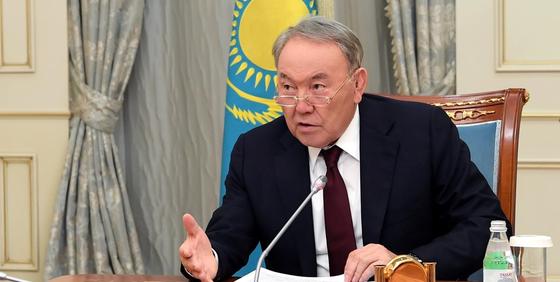 Назарбаев рассказал, как впервые столкнулся с блатом в институте Назарбаев рассказал, как впервые столкнулся с блатом в институте