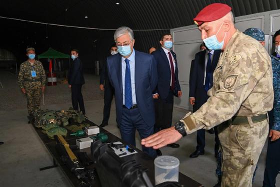 Президентке көрсетті Президентке көрсетті