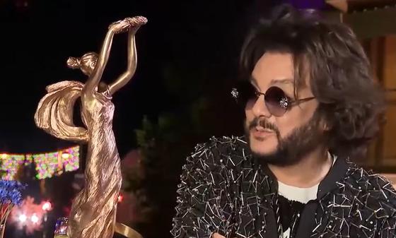"Получал от него только респект". Киркоров поддержал кандидатуру Лукашенко на выборах (видео) "Получал от него только респект". Киркоров поддержал кандидатуру Лукашенко на выборах (видео)