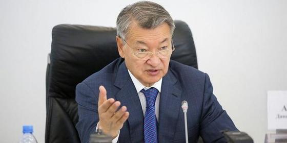 Ахметов возмущен махинациями с землей в Усть-Каменогорске Ахметов возмущен махинациями с землей в Усть-Каменогорске