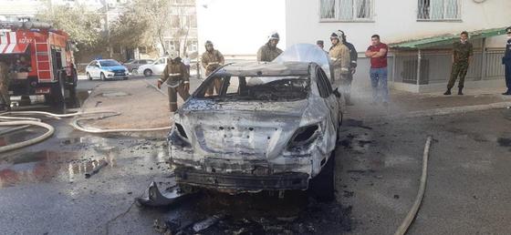 Автомобиль сгорел в пожаре Автомобиль сгорел в пожаре