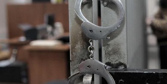 Главврача костанайского онкодиспансера поместили под домашний арест Главврача костанайского онкодиспансера поместили под домашний арест