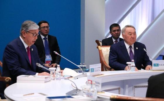 Токаев, Назарбаев, Путин, Лукашенко и Жээнбеков собрались в Нур-Султане Токаев, Назарбаев, Путин, Лукашенко и Жээнбеков собрались в Нур-Султане