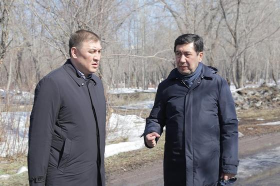 Аким Кошанов поставил точку в скандале вокруг парка в Караганде (фото) Аким Кошанов поставил точку в скандале вокруг парка в Караганде (фото)