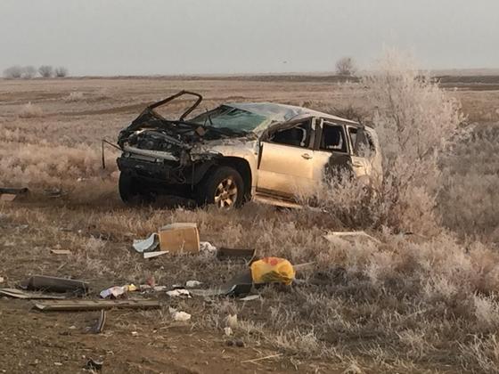 Внедорожник с маленьким ребенком в салоне перевернулся в ЗКО (фото) Внедорожник с маленьким ребенком в салоне перевернулся в ЗКО (фото)