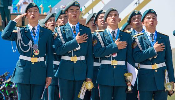 Завершился военно-патриотический сбор «Айбын» Завершился военно-патриотический сбор «Айбын»