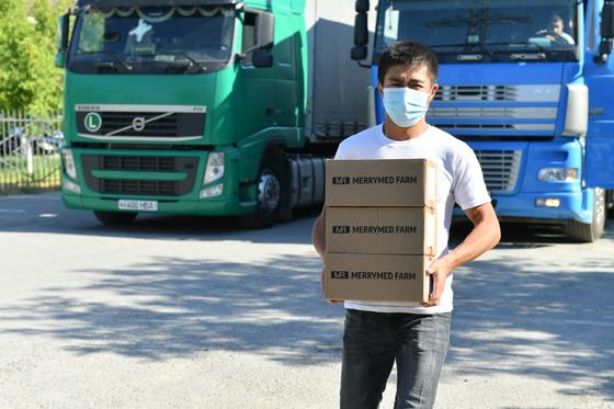 В Туркестанскую область на борьбу с коронавирусом завезено около 5 млн лекарственных средств В Туркестанскую область на борьбу с коронавирусом завезено около 5 млн лекарственных средств