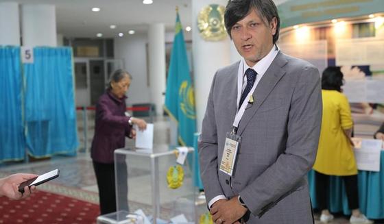 Қазақстанда президент сайлауы басталды Қазақстанда президент сайлауы басталды