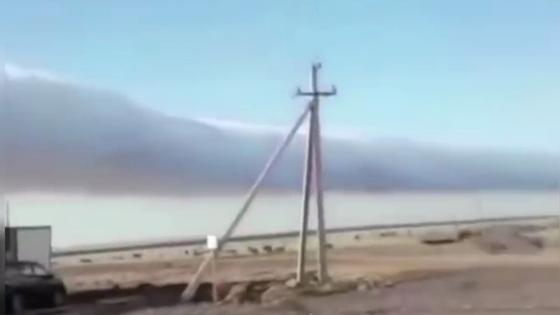Необычные цилиндрические облака заснял житель села в Карагандинской области (видео) Необычные цилиндрические облака заснял житель села в Карагандинской области (видео)