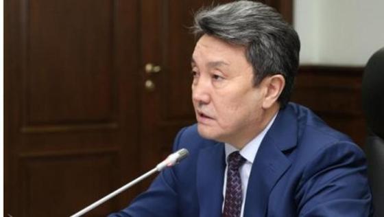 Назарбаев назначил нового директора библиотеки Первого Президента Назарбаев назначил нового директора библиотеки Первого Президента