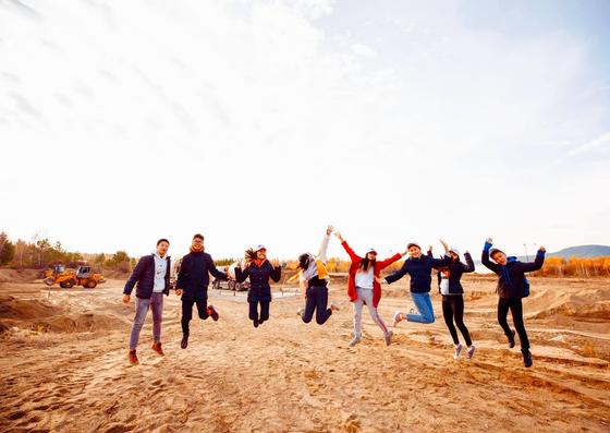 2019 жылдың 12 қазанында Ақмола облысының Бурабай ауданында IQanat High School of Burabay инновациялық мектебінің құрылысы басталды 2019 жылдың 12 қазанында Ақмола облысының Бурабай ауданында IQanat High School of Burabay инновациялық мектебінің құрылысы басталды