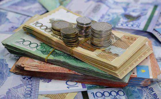 На замечания по выплатам 42 500 в Казахстане ответил вице-министр труда На замечания по выплатам 42 500 в Казахстане ответил вице-министр труда