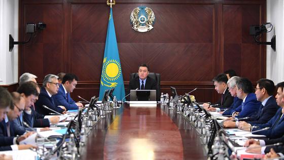 Мамин рассказал, как правительство будет реализовывать план действий Токаева Мамин рассказал, как правительство будет реализовывать план действий Токаева
