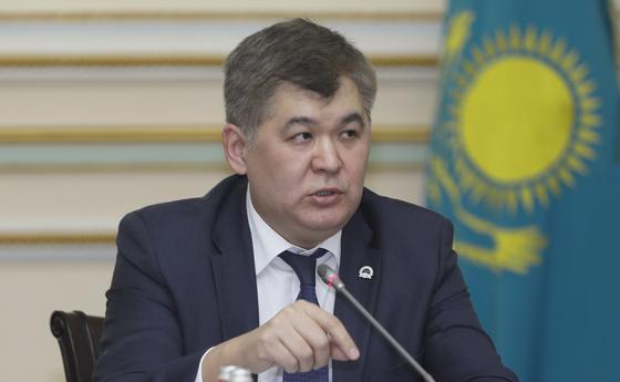 "Бұл оба және апокалипсис емес": Біртанов коронавирус туралы айтты "Бұл оба және апокалипсис емес": Біртанов коронавирус туралы айтты