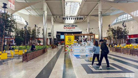 Время работы торговых центров, базаров и ЦОНов сократили в Алматы Время работы торговых центров, базаров и ЦОНов сократили в Алматы