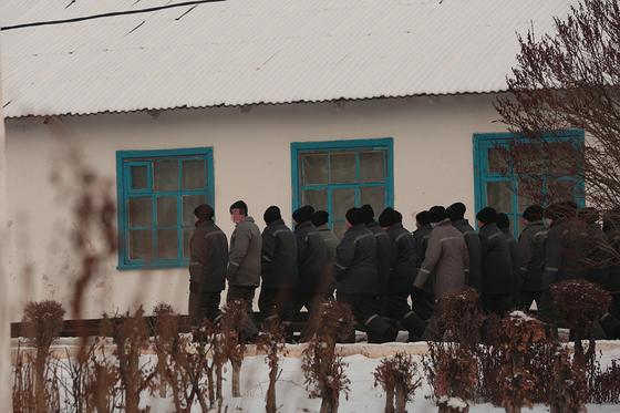 Она заказала убийство: нанявшая киллера женщина ставит невероятно красивые номера в колонии Алматинской области Она заказала убийство: нанявшая киллера женщина ставит невероятно красивые номера в колонии Алматинской области