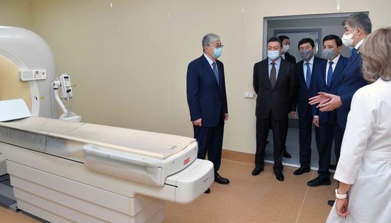 Токаев: До конца месяца будем держать карантин, а дальше подумаем Токаев: До конца месяца будем держать карантин, а дальше подумаем