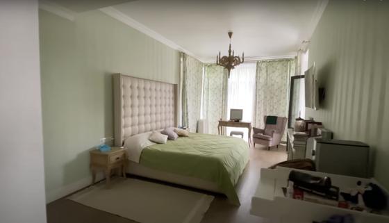 Спальня Беркута и Аиши Спальня Беркута и Аиши