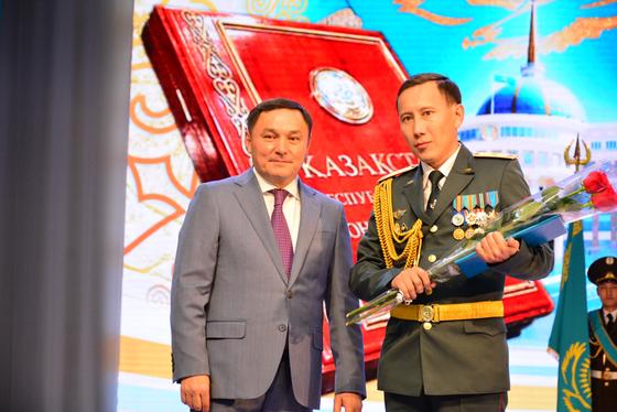В Акмолинской области прошло торжественное собрание ко Дню Конституции В Акмолинской области прошло торжественное собрание ко Дню Конституции