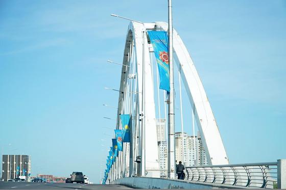 Елорда Ұлы Жеңістің мерейтойы қарсаңында түрлене түсті (фото) Елорда Ұлы Жеңістің мерейтойы қарсаңында түрлене түсті (фото)