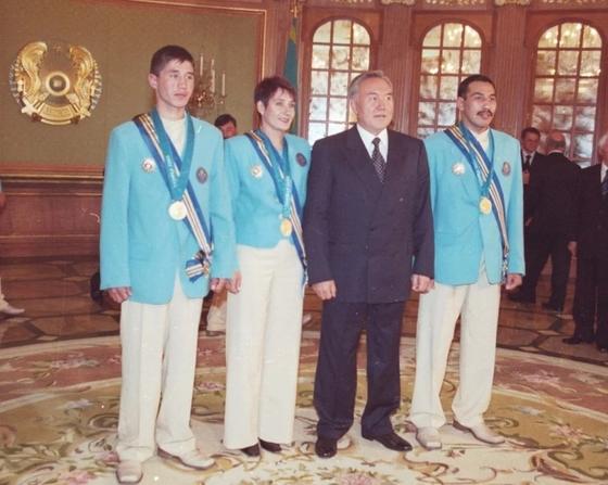 Сидней олимпиадасының чемпиондары Сидней олимпиадасының чемпиондары