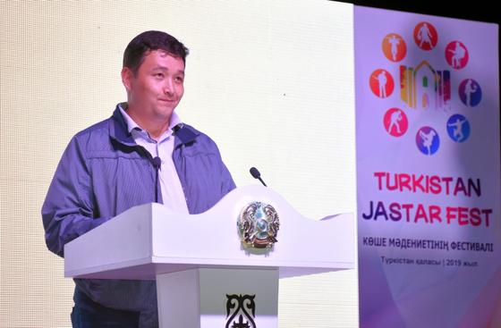 В фестивале «Turkistan-Jastar Qalasy!» приняли участие свыше 30 000 молодых людей В фестивале «Turkistan-Jastar Qalasy!» приняли участие свыше 30 000 молодых людей