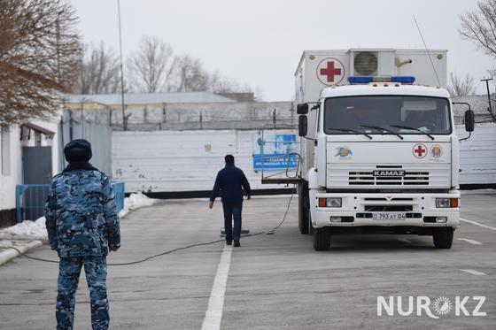 Ақтөбеде 14 жасар қызды айуандықпен зорлаған ер адам түрмеде Ақтөбеде 14 жасар қызды айуандықпен зорлаған ер адам түрмеде