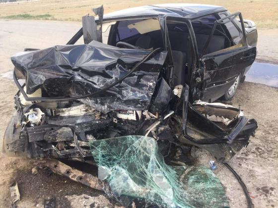 Один из автомобилей после столкновения Один из автомобилей после столкновения