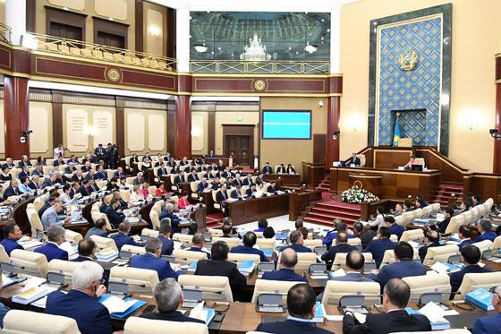 Қазақстан парламентінде оппозиция пайда болады Қазақстан парламентінде оппозиция пайда болады
