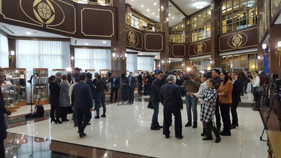 Назарбаев ушел в отставку: Касым-Жомарт Токаев вступает в должность президента (онлайн) Назарбаев ушел в отставку: Касым-Жомарт Токаев вступает в должность президента (онлайн)