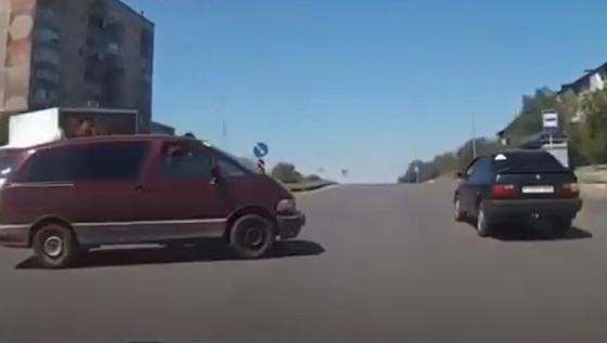 Водителя Toyota из Темиртау наказали после видео в соцсетях Водителя Toyota из Темиртау наказали после видео в соцсетях