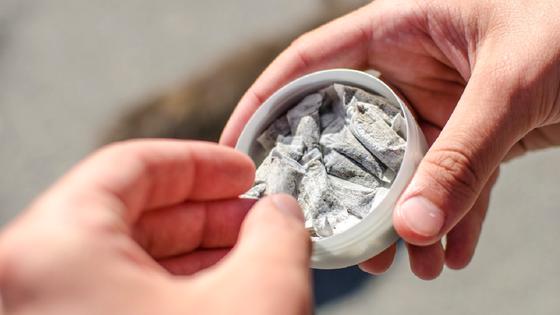 Первый смертельный случай от употребления снюса зафиксировали в Роcсии Первый смертельный случай от употребления снюса зафиксировали в Роcсии