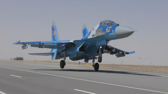 Военный самолет Военный самолет