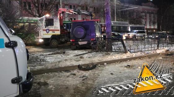 Смертельное ДТП произошло в центре Алматы (фото, видео) Смертельное ДТП произошло в центре Алматы (фото, видео)