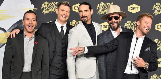 Backstreet Boys показали своих жен и детей (видео) Backstreet Boys показали своих жен и детей (видео)