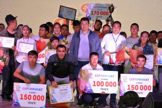 В фестивале «Turkistan-Jastar Qalasy!» приняли участие свыше 30 000 молодых людей В фестивале «Turkistan-Jastar Qalasy!» приняли участие свыше 30 000 молодых людей