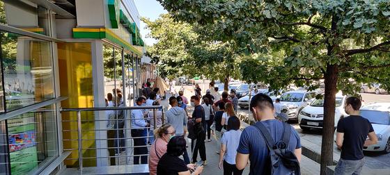 Объявления об отсутствии лекарств вывесили в аптеках Алматы Объявления об отсутствии лекарств вывесили в аптеках Алматы