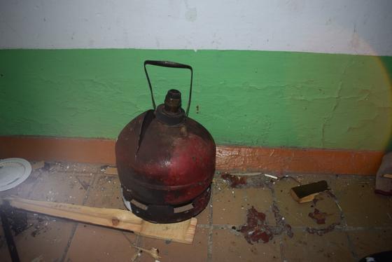 Взорвавшийся газовый баллон Взорвавшийся газовый баллон