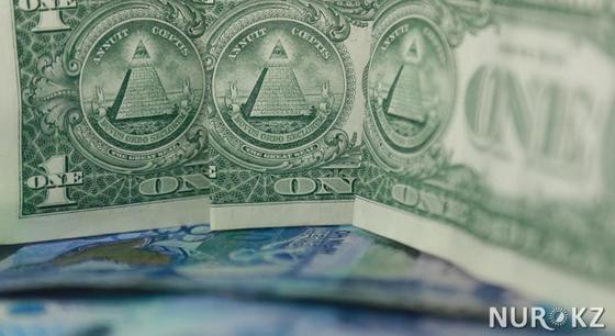 Курс доллара на бирже перевалил за 380 тенге Курс доллара на бирже перевалил за 380 тенге