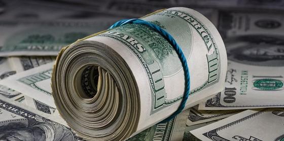 Курс доллара подскочил до 500 тенге в обменниках Курс доллара подскочил до 500 тенге в обменниках