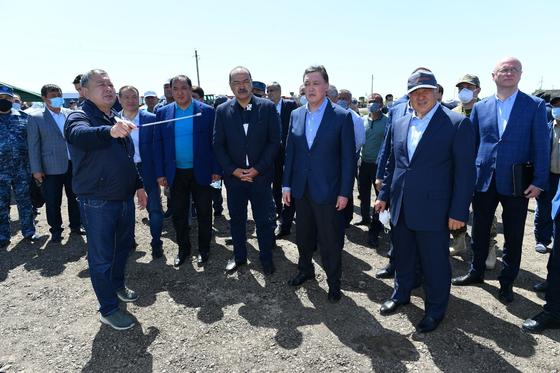 Аким Туркестанской области выразил соболезнования семье Айтмухаметовых Аким Туркестанской области выразил соболезнования семье Айтмухаметовых
