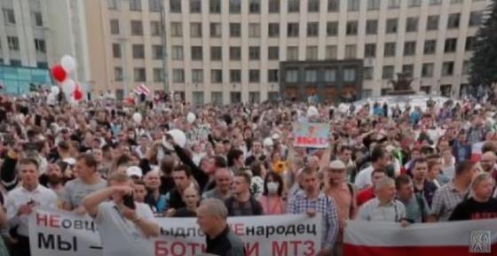 Протестующие в Беларуси Протестующие в Беларуси