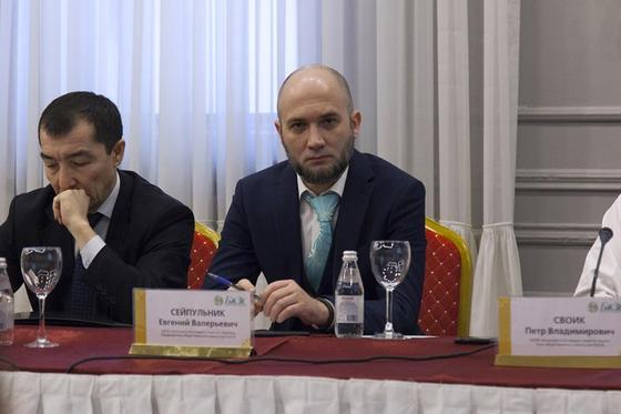 Қазақстанның жинақтаушы зейнетақы жүйесіне 20 жыл: Дөңгелек үстел басында жүйенің өткені, бүгіні және болашағы талқыланды Қазақстанның жинақтаушы зейнетақы жүйесіне 20 жыл: Дөңгелек үстел басында жүйенің өткені, бүгіні және болашағы талқыланды