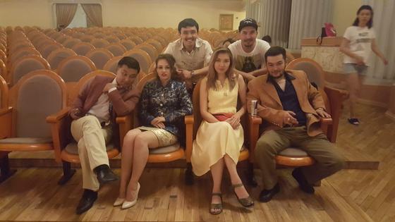 90 жылдардағы отандық шоу-бизнестің аяқ алысы туралы телехикая 90 жылдардағы отандық шоу-бизнестің аяқ алысы туралы телехикая