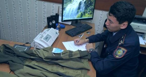 Неизвестный с ножом и в маске напал на АЗС в Петропавловске Неизвестный с ножом и в маске напал на АЗС в Петропавловске