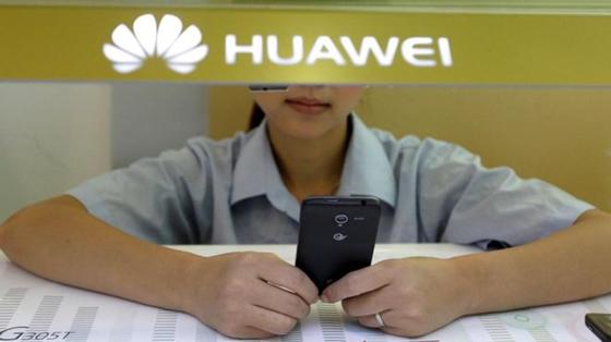 Huawei наказала сотрудников из-за твита с айфона Huawei наказала сотрудников из-за твита с айфона
