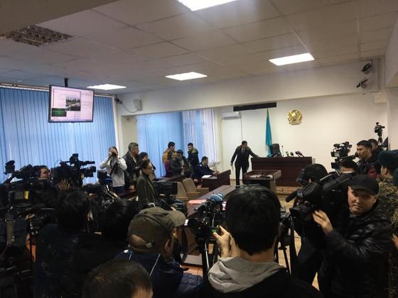 Денис Теннің өлімі: Күдіктілерге сот үкімі шықты Денис Теннің өлімі: Күдіктілерге сот үкімі шықты